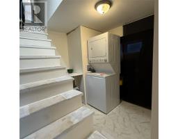 8 Fitzgibbon Street thumbnail 32