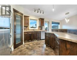 Family room - 1 Ralston Place, Sylvan Lake, AB T4S0C1 Photo 12