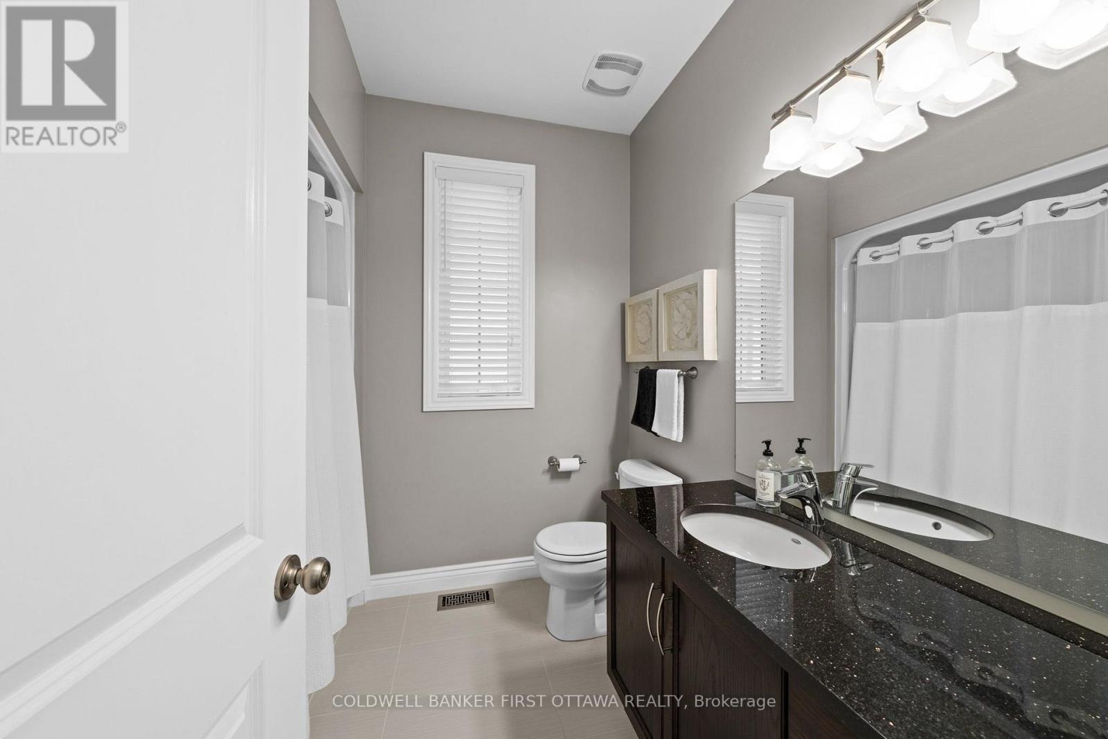938 Rossburn Crescent — photo 20