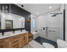 938 Rossburn Crescent, Ottawa, ON K2J0Y5 Photo 18