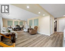 3pc Bathroom - 48 Deermont Way Se, Calgary, AB T2J5P3 Photo 9