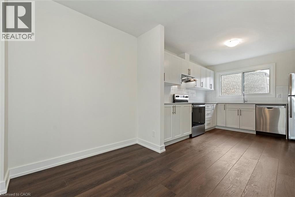 20 Anna Capri Drive — photo 16