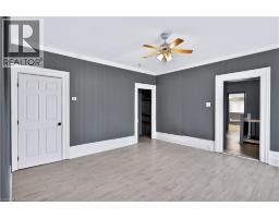 Living room - 276 Dalhousie Street, Brantford, ON N3S3V3 Photo 9