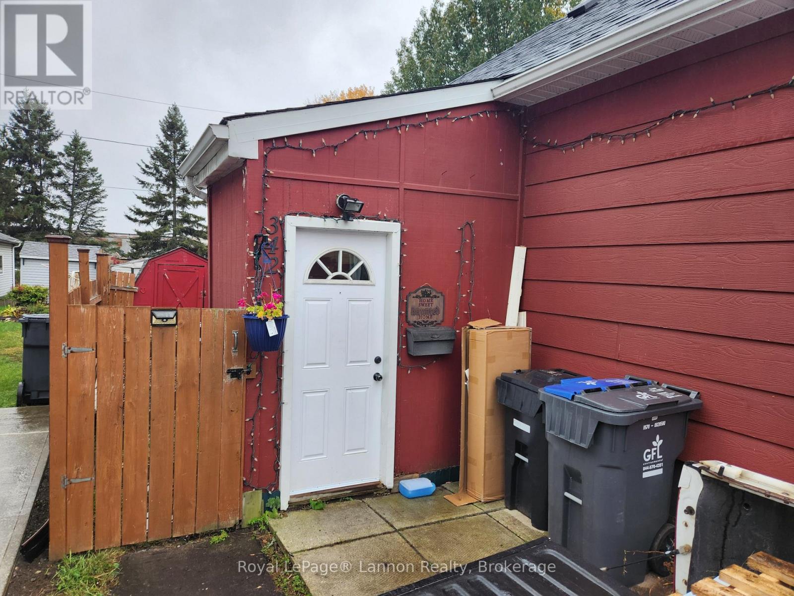342 AMELIA STREET E - 4