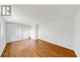 8 Rusty Crest Way, Toronto, ON M2J2Y4 Photo 16