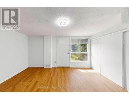 8 Rusty Crest Way, Toronto, ON M2J2Y4 Photo 29