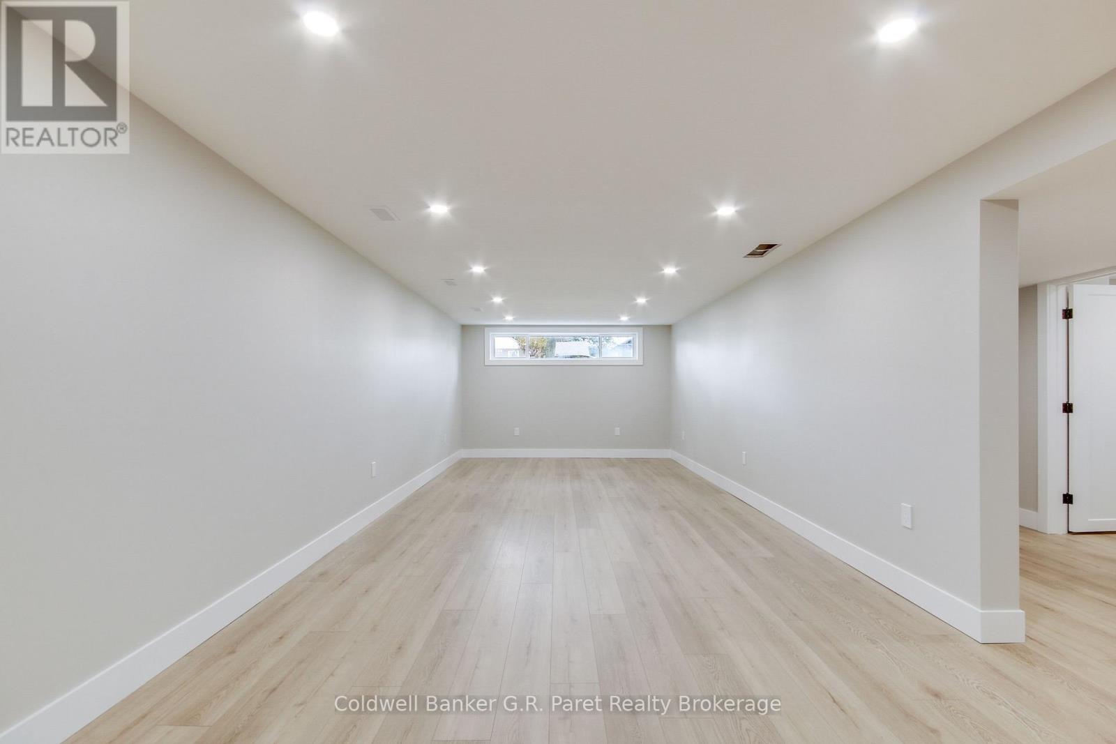 171 Crysler Street — photo 21