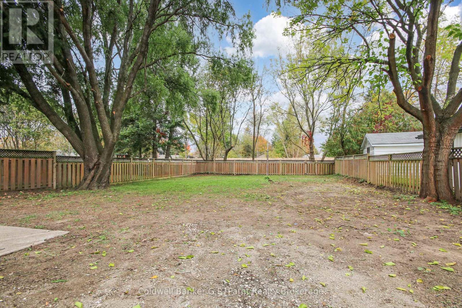 171 Crysler Street — photo 4