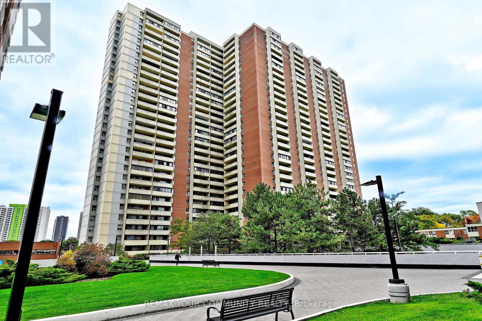 5 Massey Square