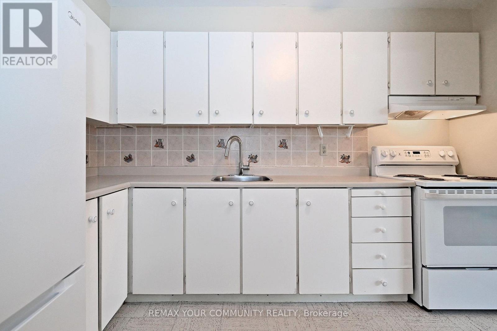 5 Massey Square — photo 13