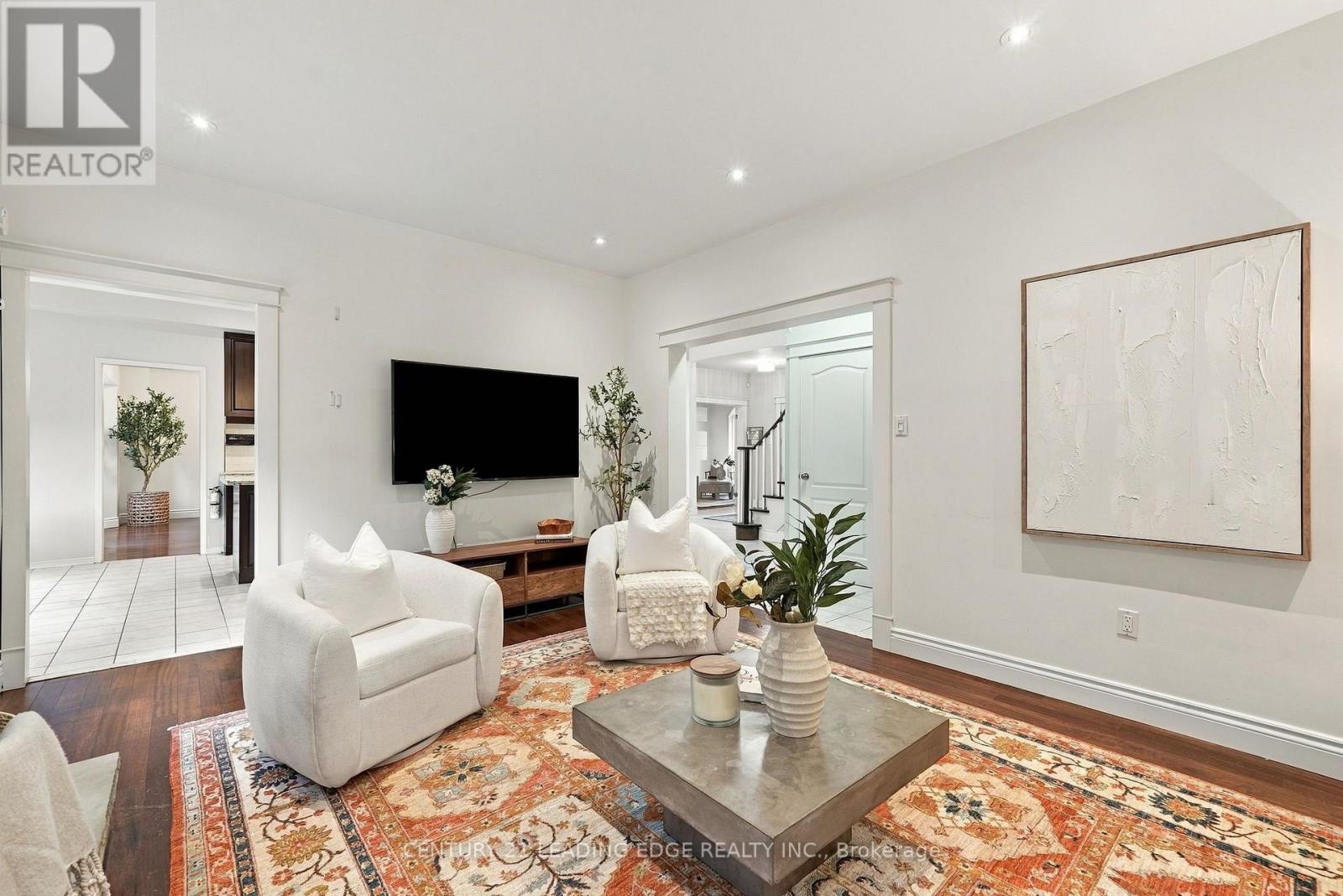 1629 Valley Ridge Crescent, Pickering, ON photo 13