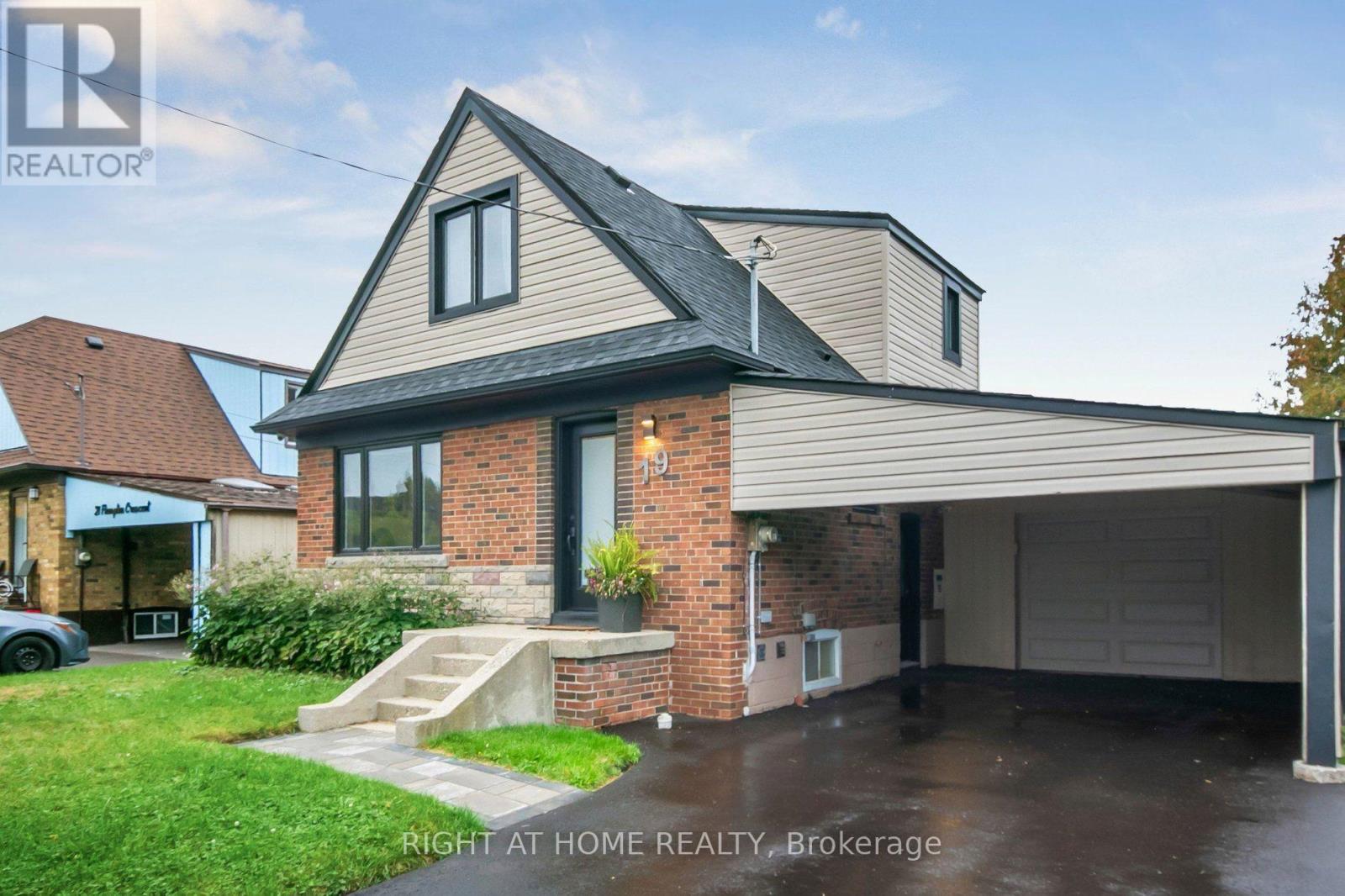 19 FLEMPTON CRESCENT - 3