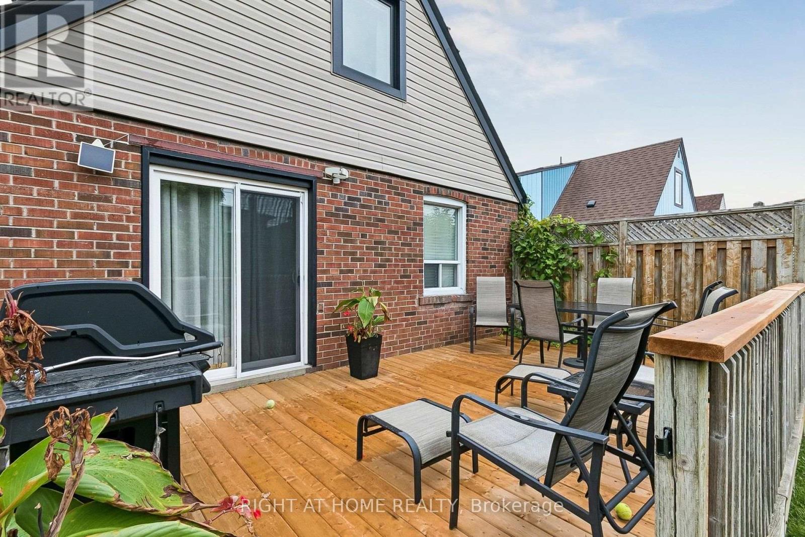 19 Flempton Crescent, Toronto, ON photo 31