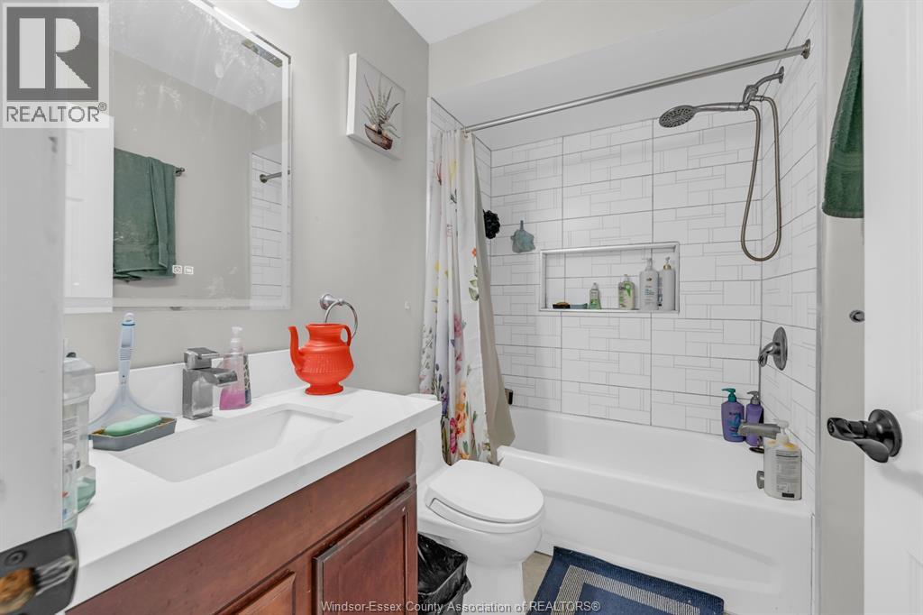 4131 Mount Royal Drive — photo 17