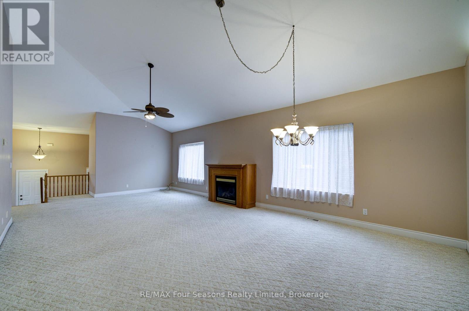 205 Bryan Drive — photo 12