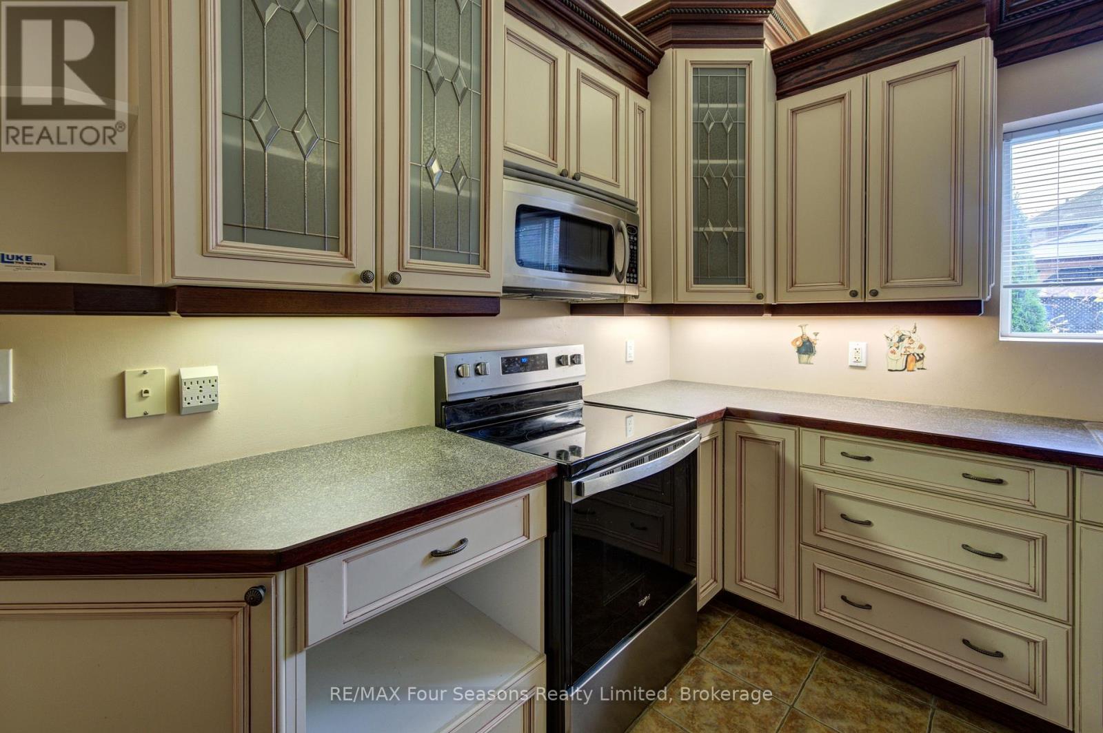 205 Bryan Drive — photo 19