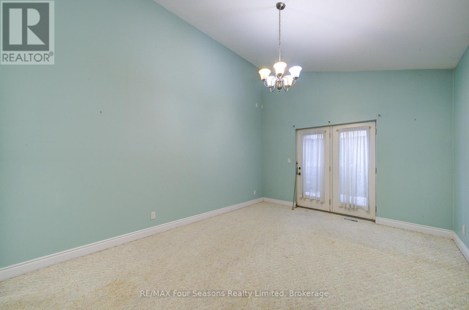 205 Bryan Drive — photo 27