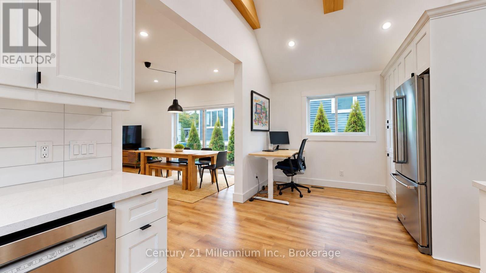 138 Peel Street — photo 11