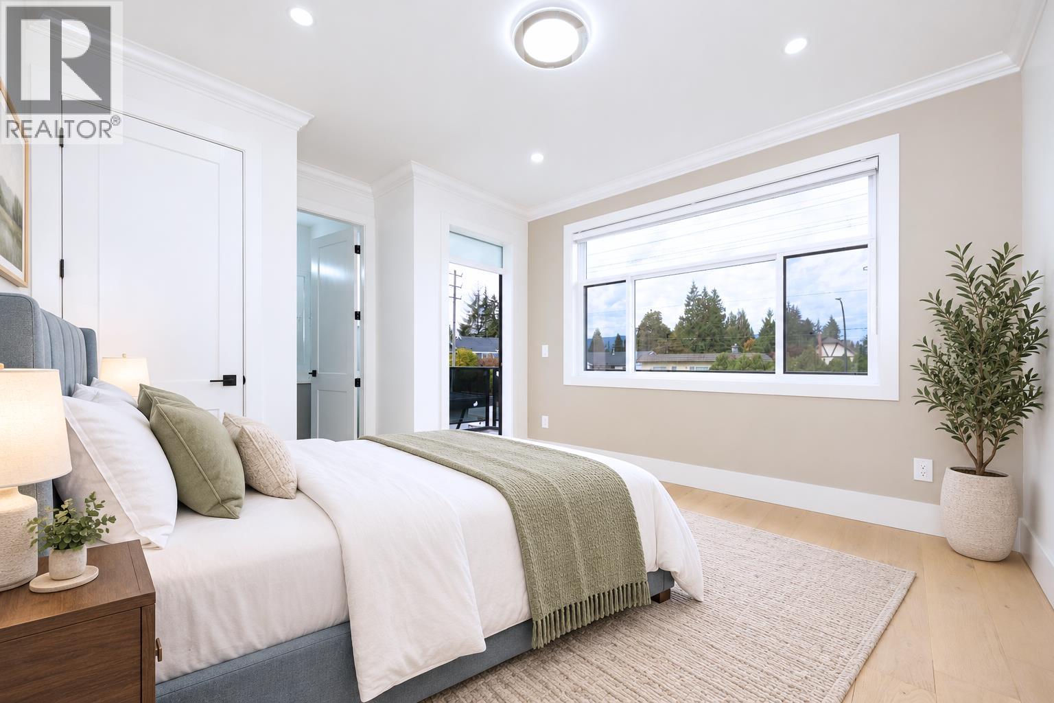 Photo of 1100 COMO LAKE AVENUE 17