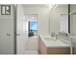 11xx 8850 University Crescent, Burnaby, BC V5A0C8 Photo 9