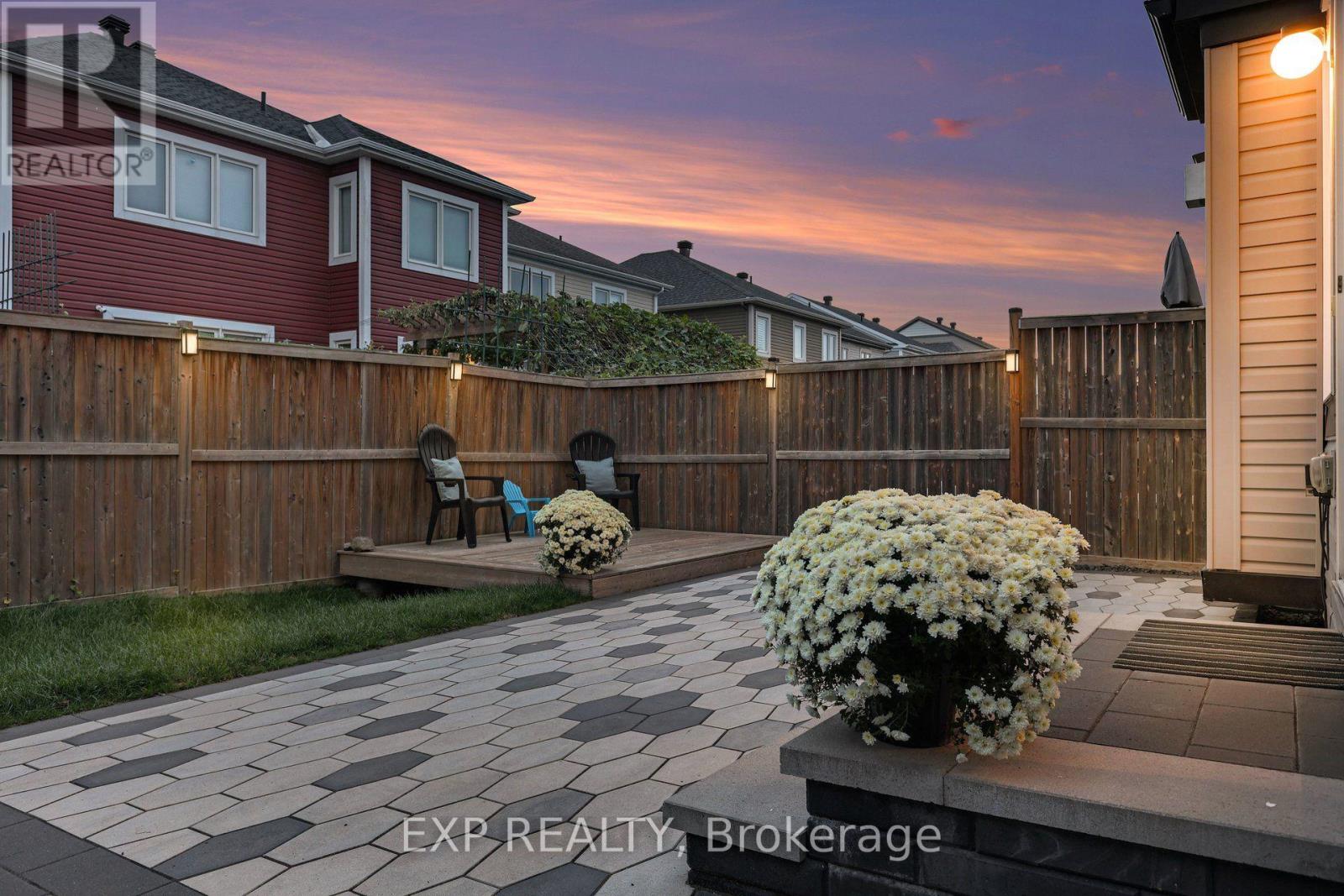 127 Switch Grass Crescent — photo 35
