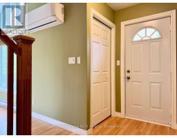 Bedroom 2 - 290 Myles Bay Shore Road, Northern Bruce Peninsula, ON N0H1W0 Photo 8