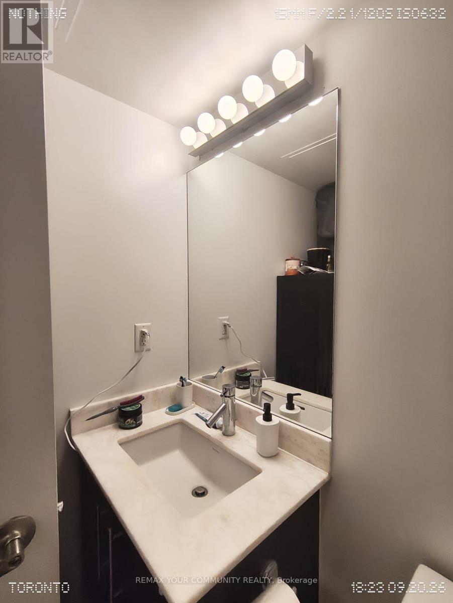 58 Orchard View Boulevard — photo 7