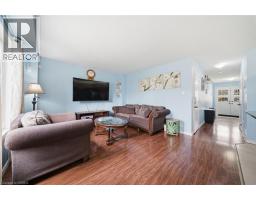 4pc Ensuite bath - 4 English Lane, Brantford, ON N3T0H2 Photo 7