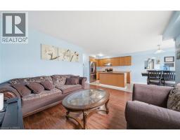 Living room - 4 English Lane, Brantford, ON N3T0H2 Photo 11