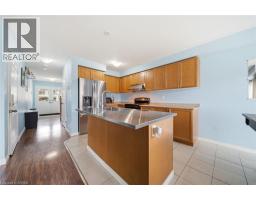 Kitchen/Dining room - 4 English Lane, Brantford, ON N3T0H2 Photo 10