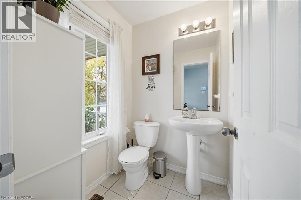 4 English Lane — photo 18