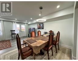 2890 Dufferin Street, Toronto, ON M6B3S6 Photo 10