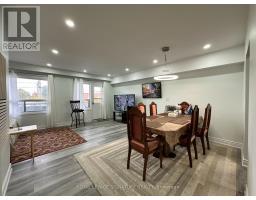2890 Dufferin Street, Toronto, ON M6B3S6 Photo 11