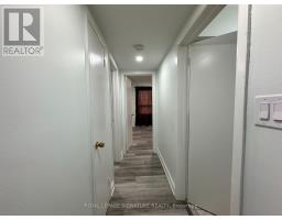 2890 Dufferin Street, Toronto, ON M6B3S6 Photo 20