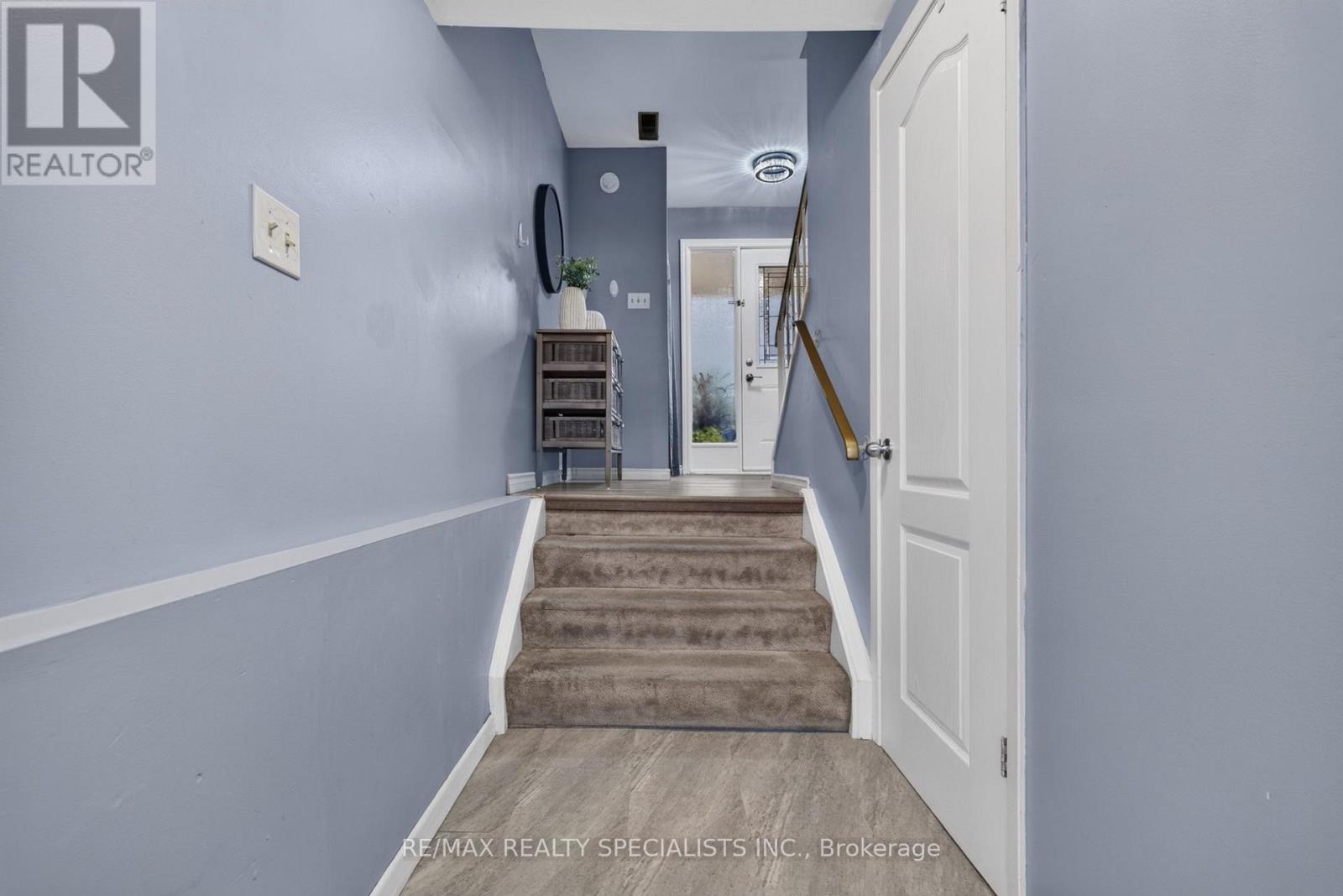 #50 661 CHILDS DRIVE - 28