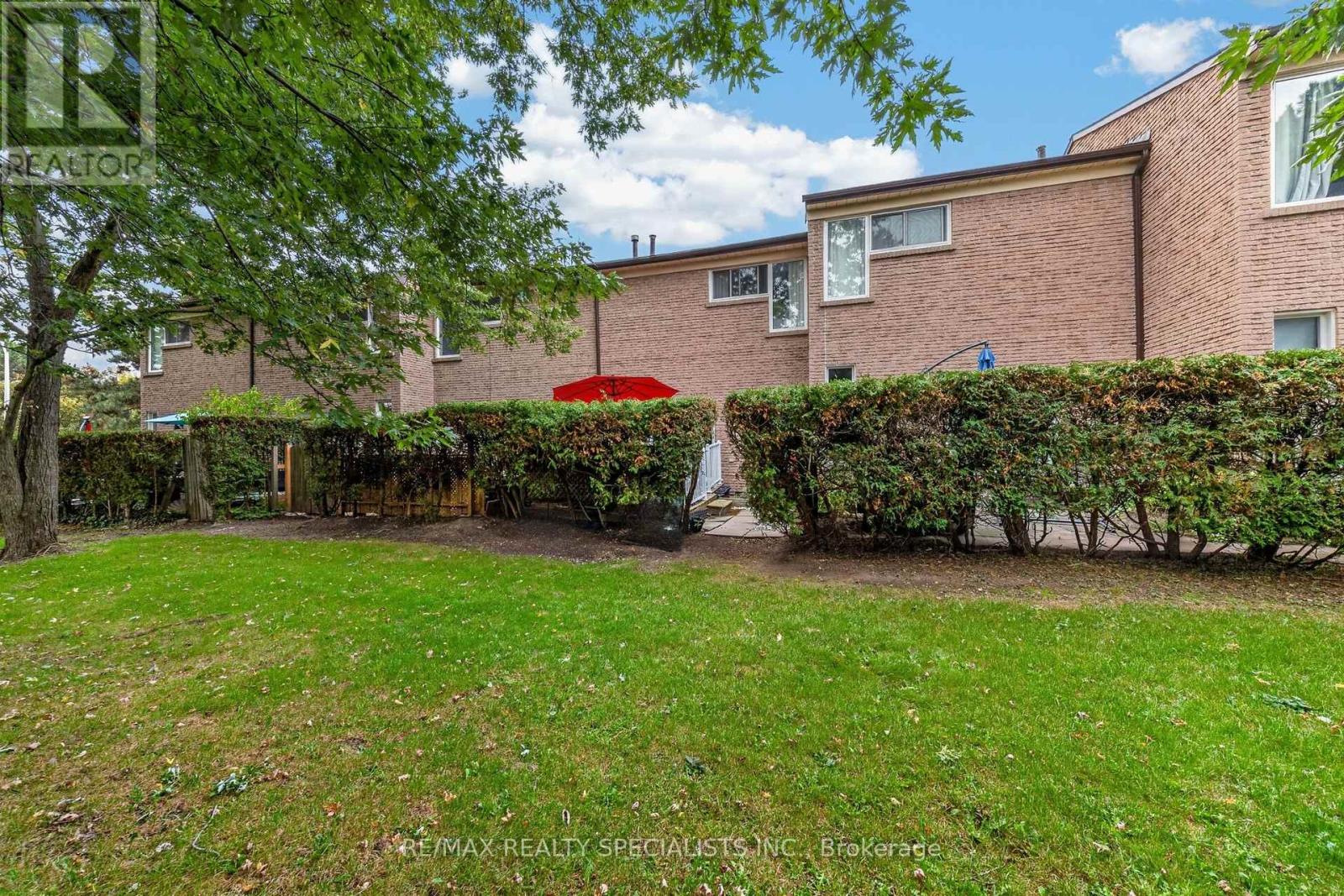 #50 661 CHILDS DRIVE - 33