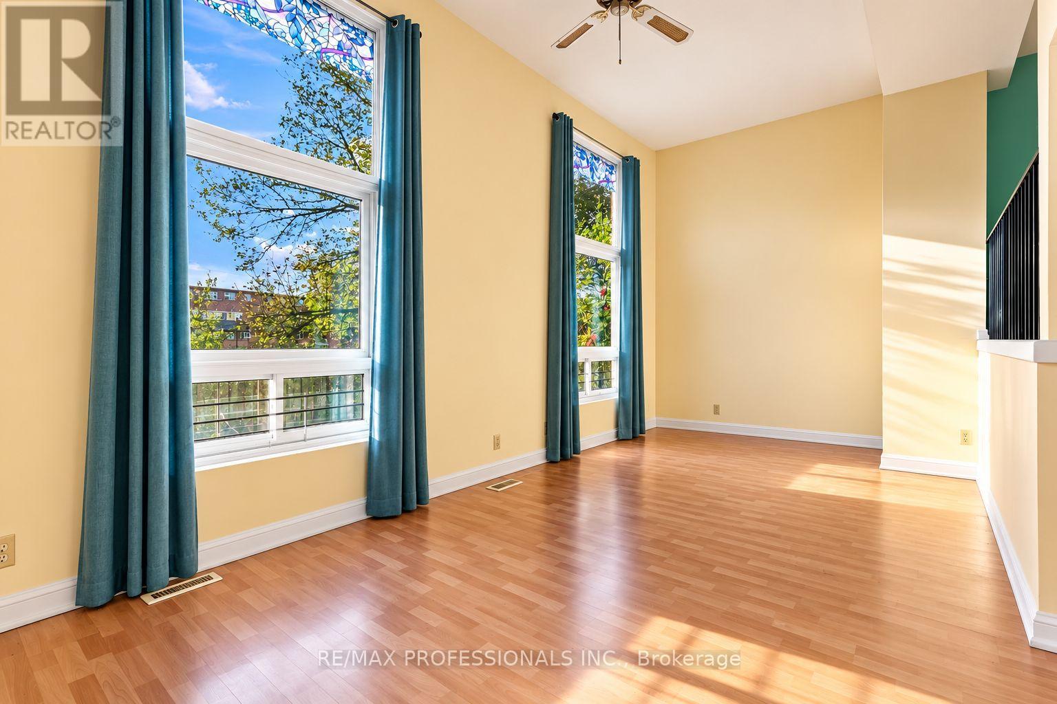 70- 2315 Bromsgrove Road, Mississauga, ON photo 2