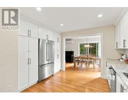 7 Prestwick Place thumbnail 13