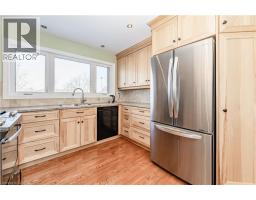 15 Greenbrook Drive, Kitchener, ON N2M4J5 Photo 10