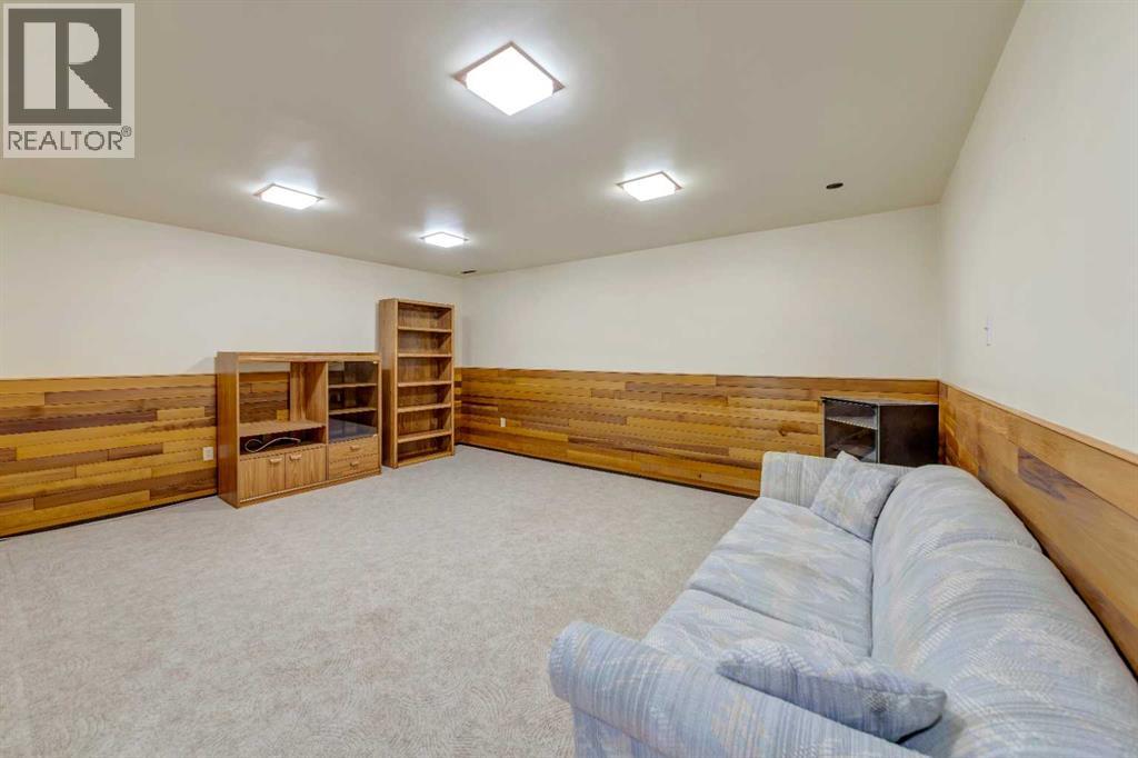 3401 47 Avenue - 15
