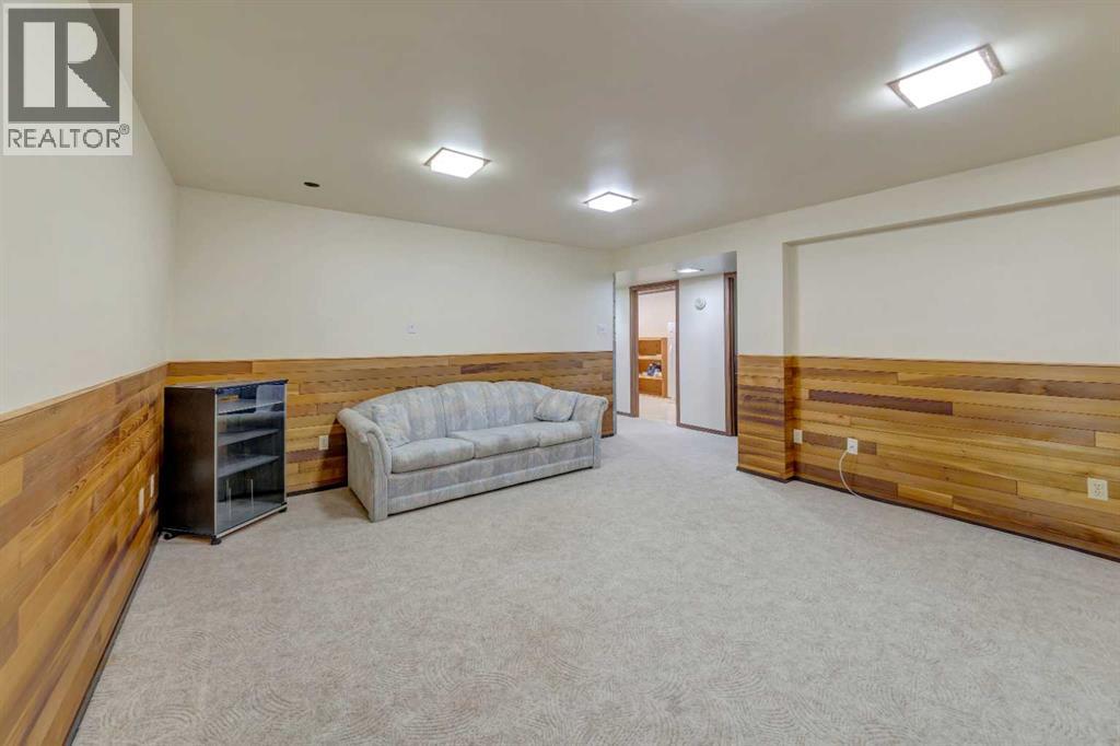 3401 47 Avenue - 17