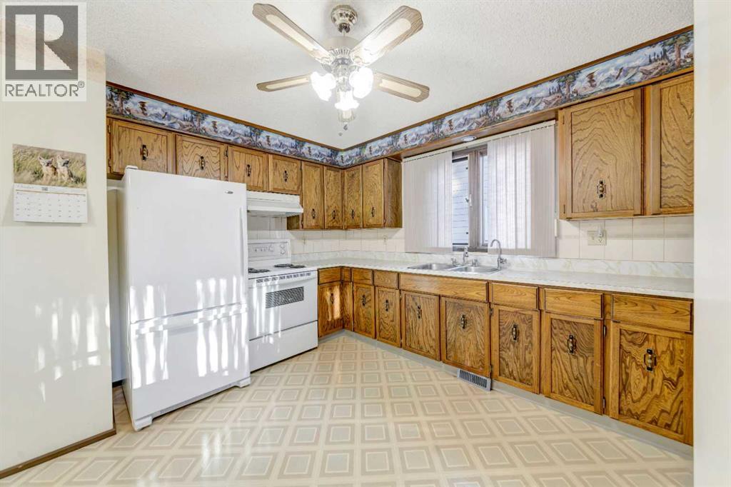 3401 47 Avenue - 9