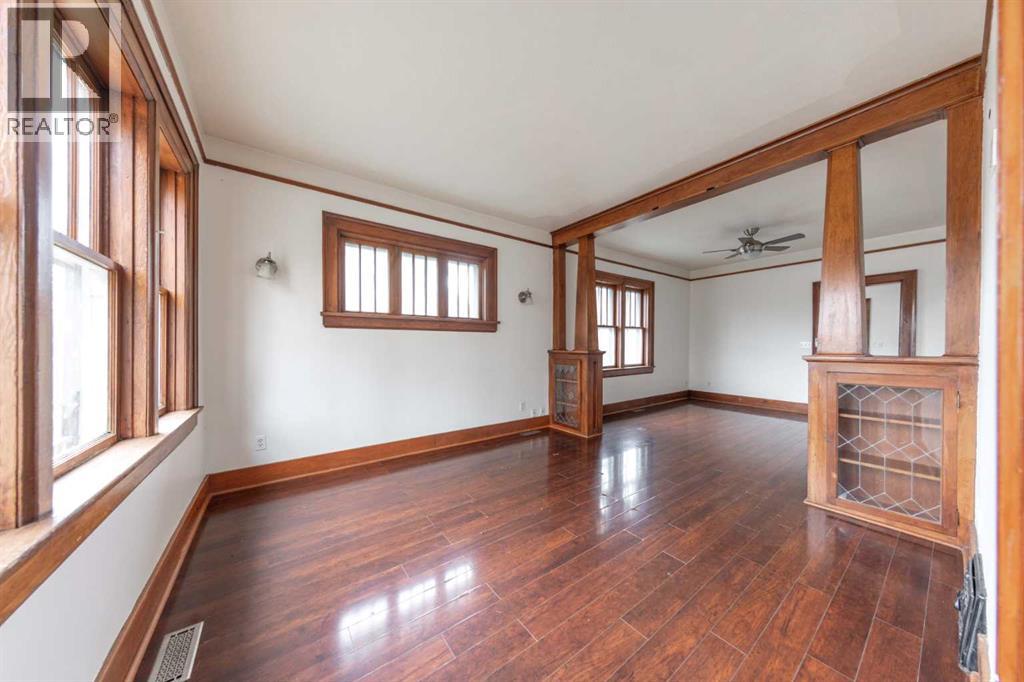 217 Main Street, Lashburn — photo 2