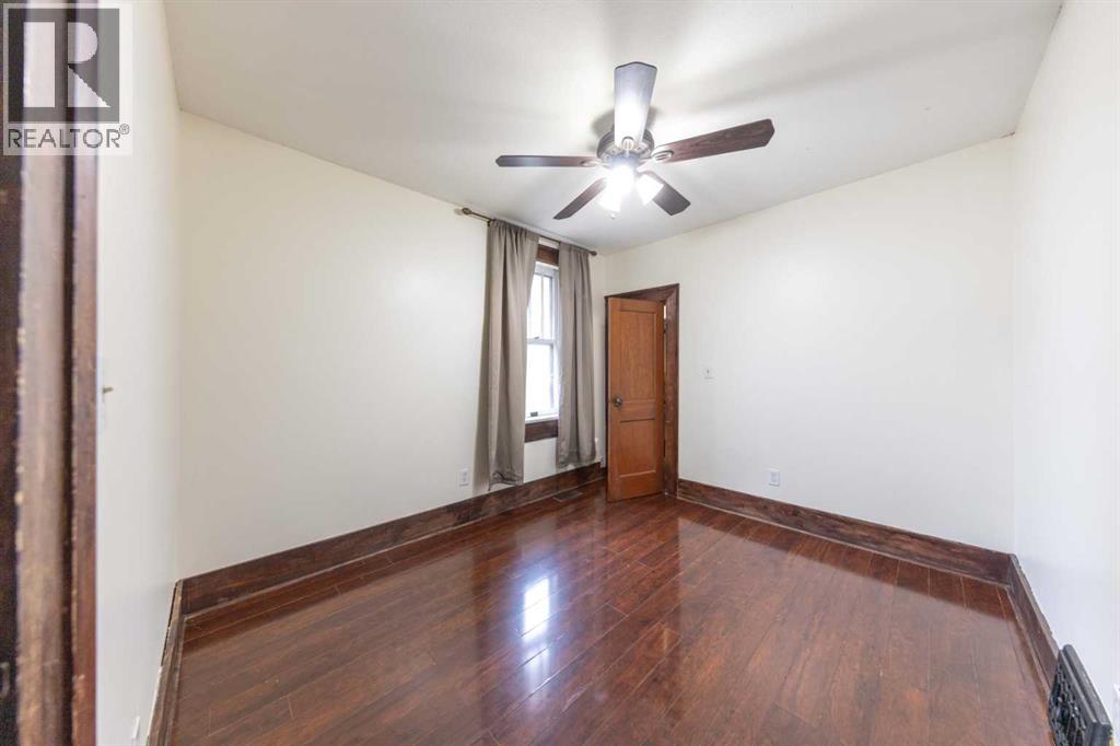 217 Main Street, Lashburn — photo 21