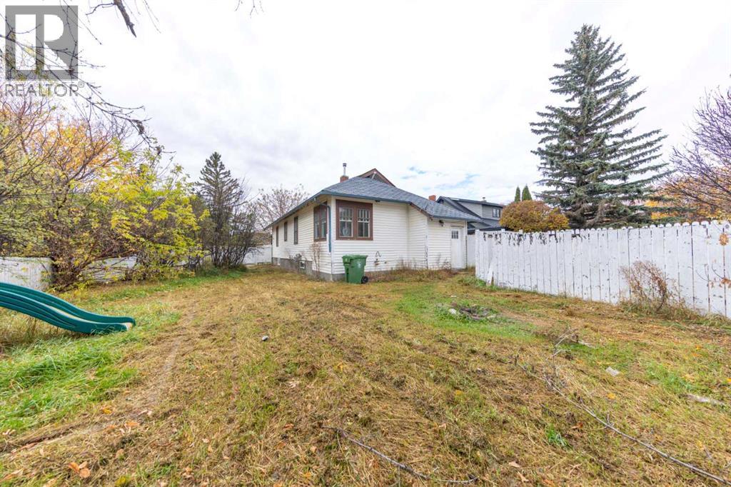 217 Main Street, Lashburn — photo 36