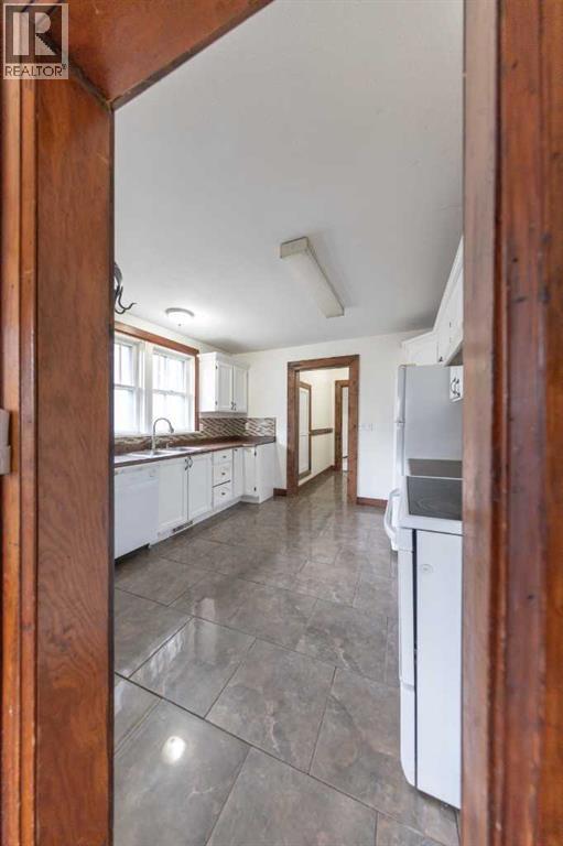 217 Main Street, Lashburn — photo 9