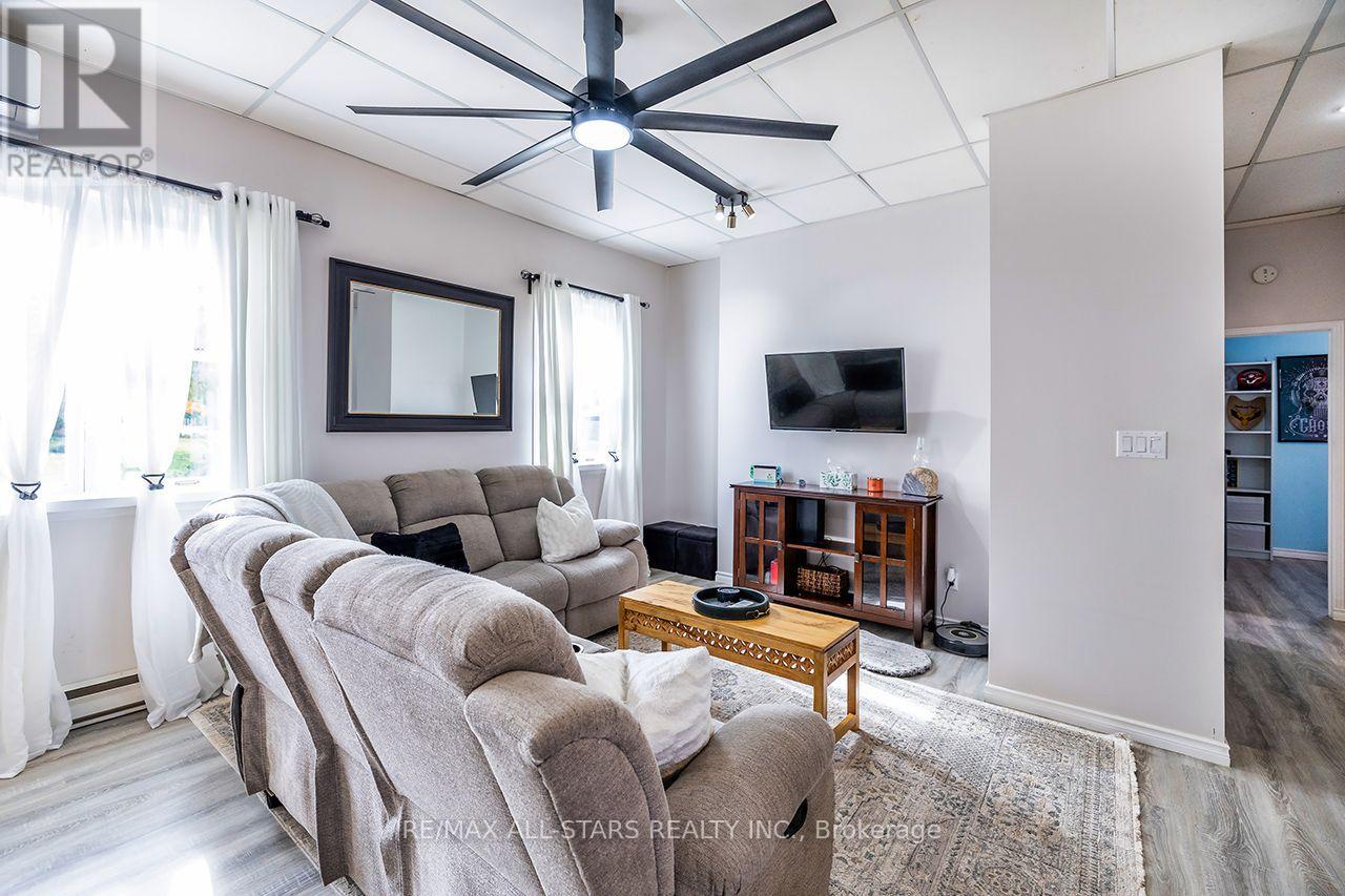 11 Church Street, Kawartha Lakes, ON photo 16