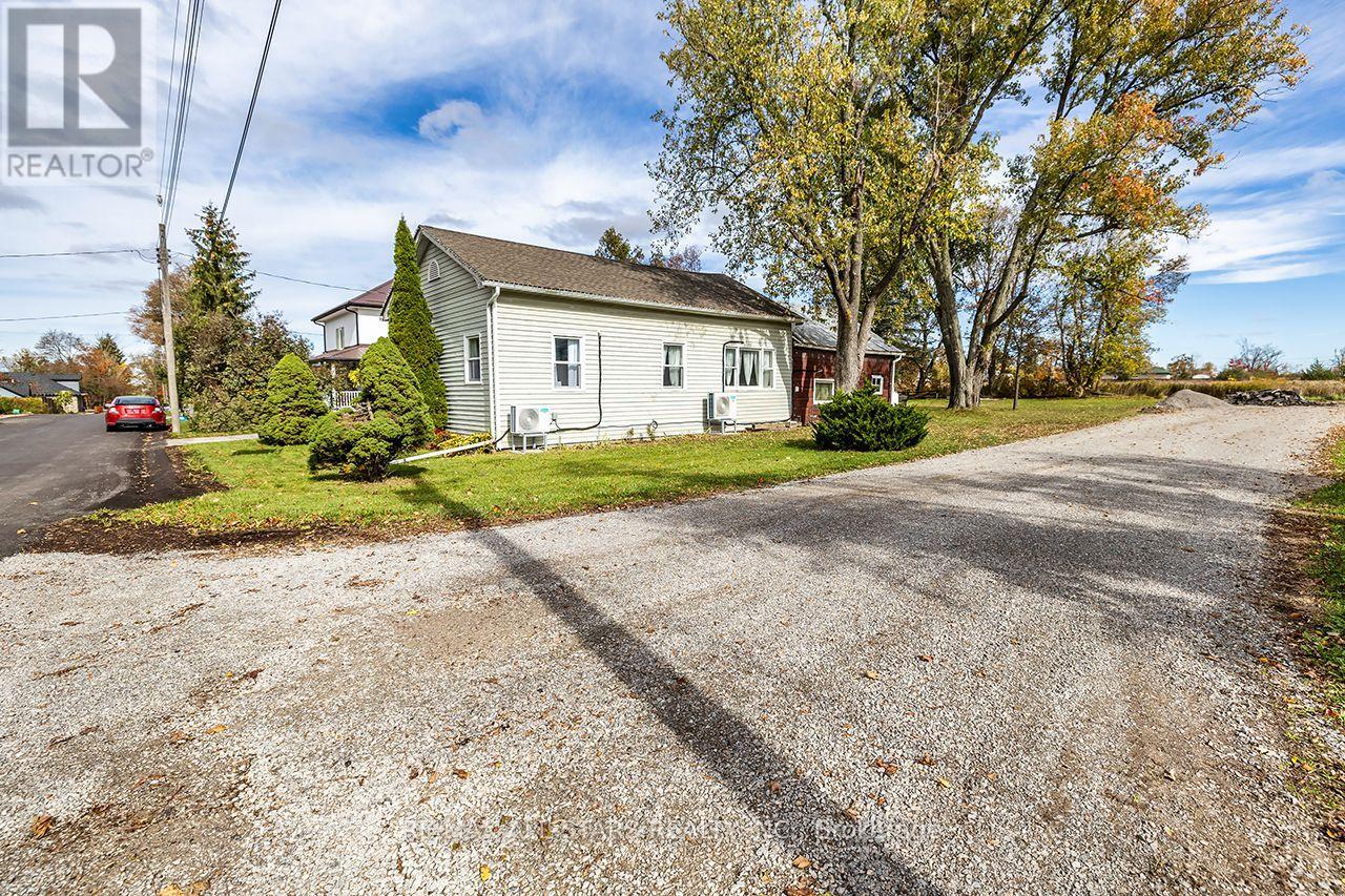 11 Church Street, Kawartha Lakes, ON photo 4