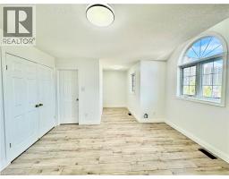 56 Lena Crescent, Cambridge, ON N1R8P4 Photo 14