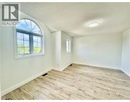 56 Lena Crescent, Cambridge, ON N1R8P4 Photo 17